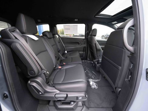 New 2026 Honda Odyssey Sport-L image 25