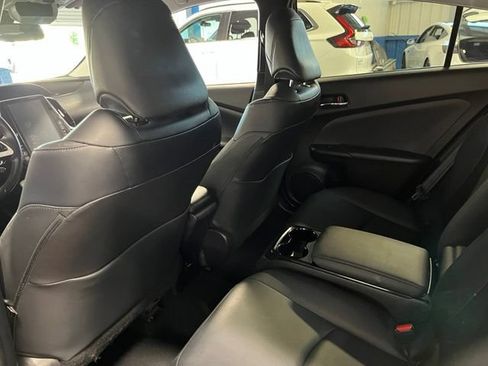 Used 2018 Toyota Prius Prime Premium w/ Carpet Mat Package FWD image 17