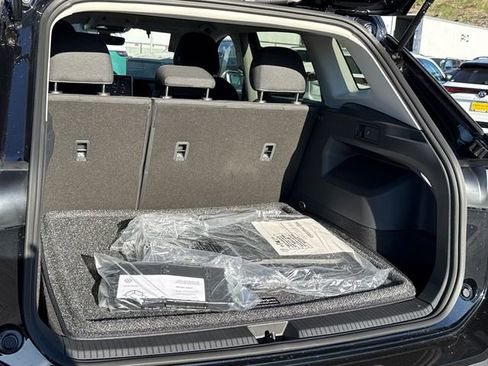 New 2026 Volkswagen Tiguan S image 14