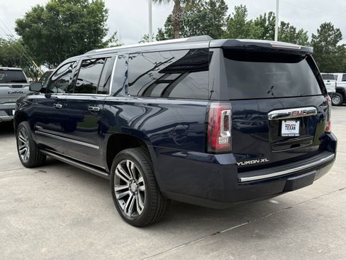 Used 2018 GMC Yukon XL Denali w/ Denali Ultimate Package AWD/4WD image 7