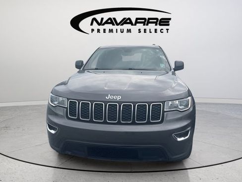 Used 2019 Jeep Grand Cherokee Laredo w/ 18" Wheel & 8.4" Radio Group RWD image 2