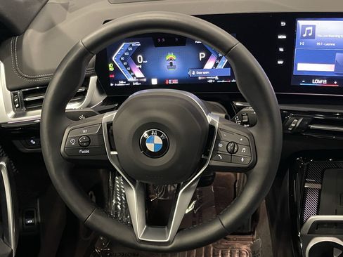 Used 2026 BMW X1 xDrive28i w/ Technology Package AWD/4WD image 19