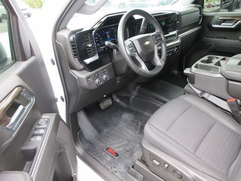 Certified 2023 Chevrolet Silverado 1500 LT w/ Safety Package AWD/4WD image 13