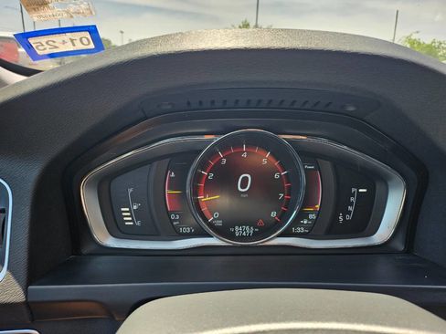 Used 2016 Volvo S60 T5 Premier w/ Convenience Package image 10