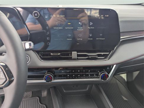 New 2026 Chevrolet Equinox RS w/ Safety and Technology Package image 10