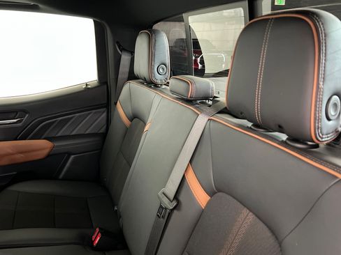 Used 2024 GMC Canyon AT4 w/ Technology Package image 21