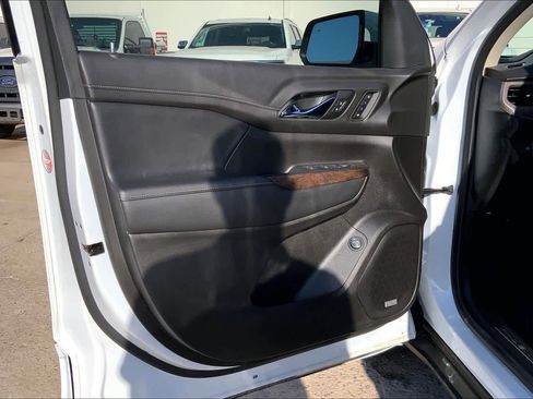 Used 2022 GMC Acadia Denali w/ Denali Technology Package image 22