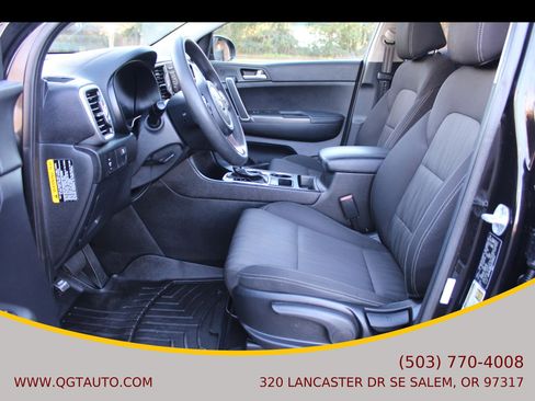 Used 2017 Kia Sportage LX image 12