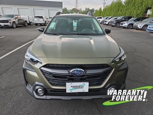 Used 2024 Subaru Outback Premium AWD/4WD image 2