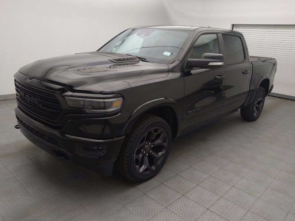 Used 2020 RAM 1500 Limited w/ Black Appearance Package AWD/4WD image 2