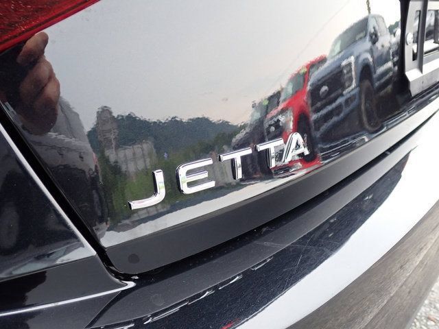Used 2024 Volkswagen Jetta S FWD image 5