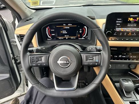 Used 2023 Nissan Rogue Platinum w/ Platinum Premium Package AWD/4WD image 13