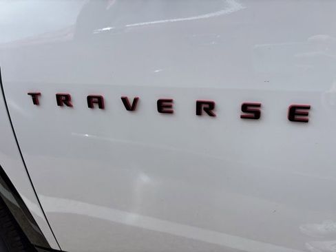 Used 2020 Chevrolet Traverse Premier w/ Redline Edition image 9