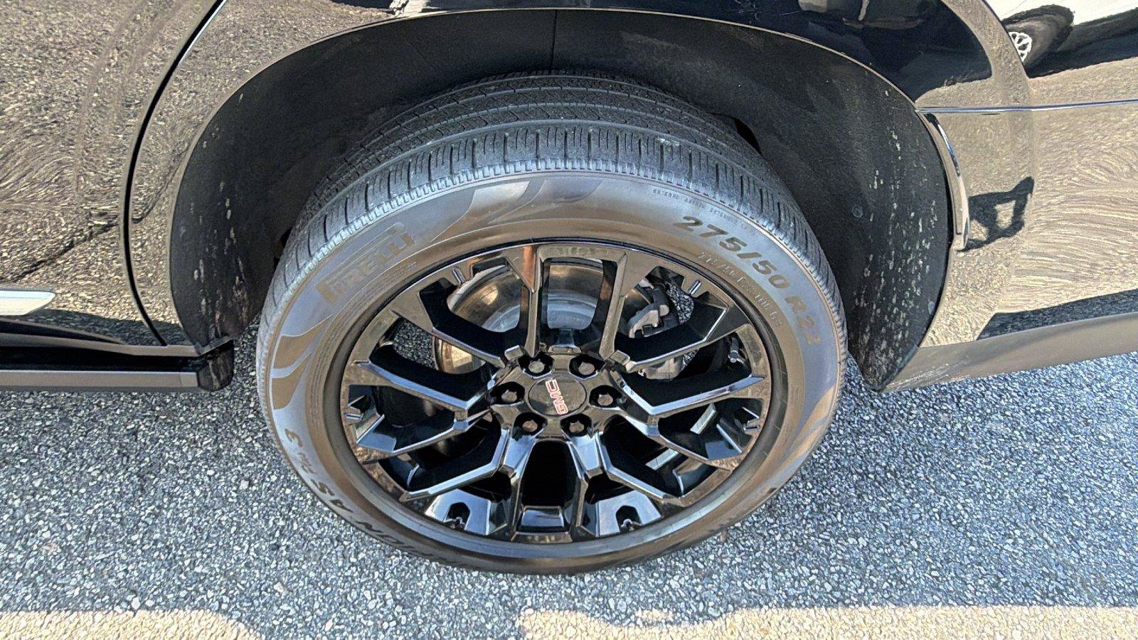 Used 2022 GMC Yukon Denali AWD/4WD image 13