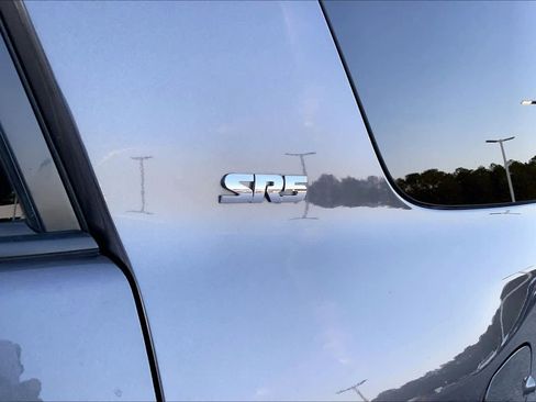 Used 2022 Toyota 4Runner SR5 Premium image 9