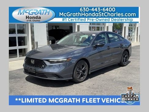 Used 2025 Honda Accord SE image 1