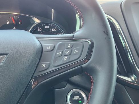 Used 2023 Chevrolet Equinox RS FWD image 29