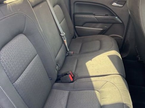 Used 2020 GMC Canyon SLE w/ Driver Alert Package AWD/4WD image 12