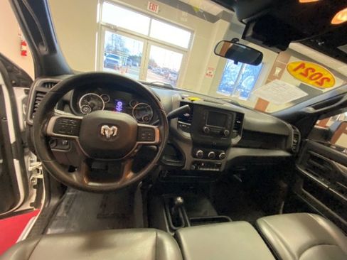 Used 2022 RAM 3500 Tradesman image 14