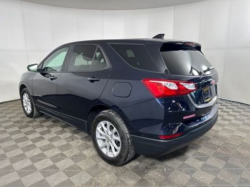 Used 2020 Chevrolet Equinox LS w/ LS Convenience Package image 5