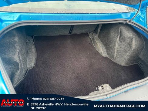 Used 2016 Dodge Challenger R/T w/ Blacktop Package image 28