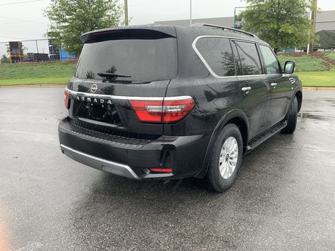 Used 2021 Nissan Armada SV AWD/4WD image 10