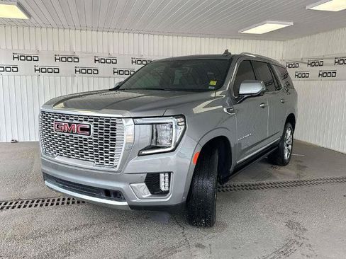 Used 2023 GMC Yukon Denali w/ Denali Reserve Package RWD image 4