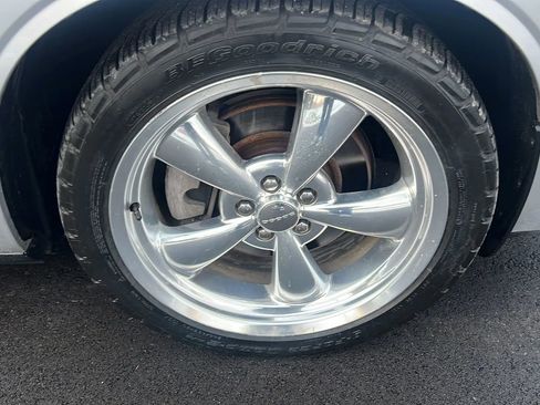 Used 2012 Dodge Challenger R/T image 28