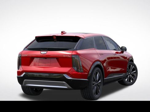 Used 2026 Cadillac Optiq Luxury 2 w/ LPO, Floor Liner Package AWD/4WD image 4