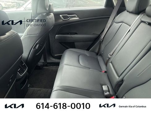Certified 2024 Kia Sportage EX w/ EX Premium Package AWD/4WD image 11