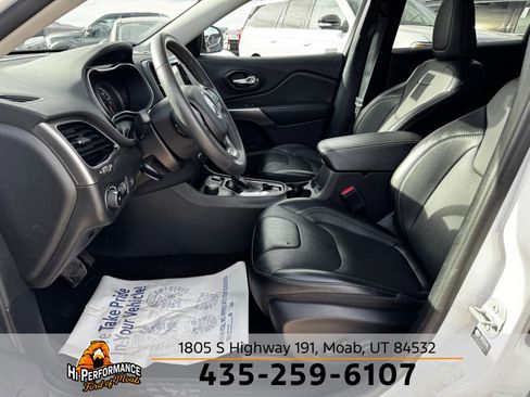 Used 2022 Jeep Cherokee Limited AWD/4WD image 17