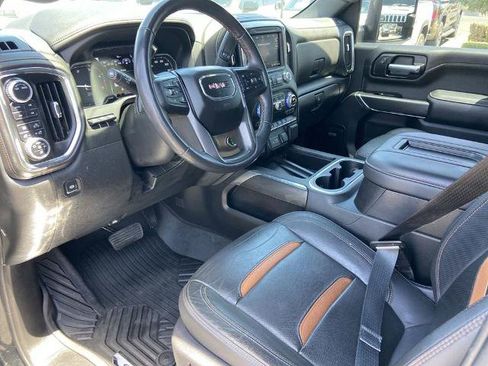 Used 2020 GMC Sierra 2500 AT4 w/ AT4 Premium Package AWD/4WD image 6