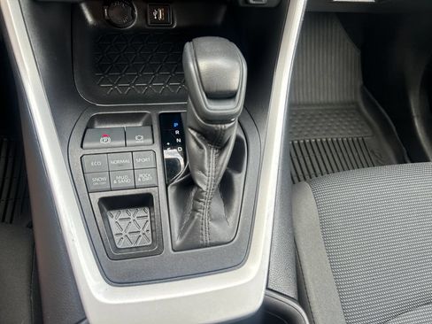 Certified 2024 Toyota RAV4 LE AWD/4WD image 25