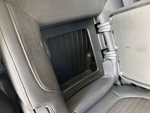 Used 2019 GMC Sierra 1500 SLE w/ SLE Value Package image 29