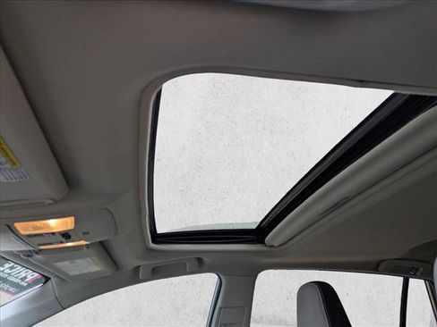 Used 2016 Toyota RAV4 XLE image 15