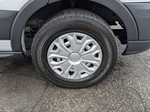 Used 2019 Ford Transit 250 130 Low Roof RWD image 18