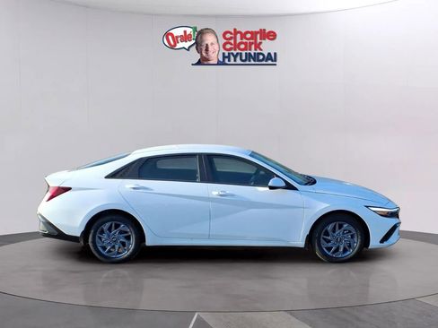 New 2026 Hyundai Elantra Blue FWD image 6