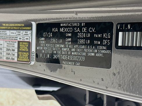Used 2025 Kia K4 LXS image 12