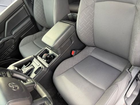 Used 2025 Toyota Tacoma SR image 8