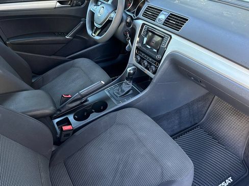 Used 2016 Volkswagen Passat 1.8T S FWD image 15