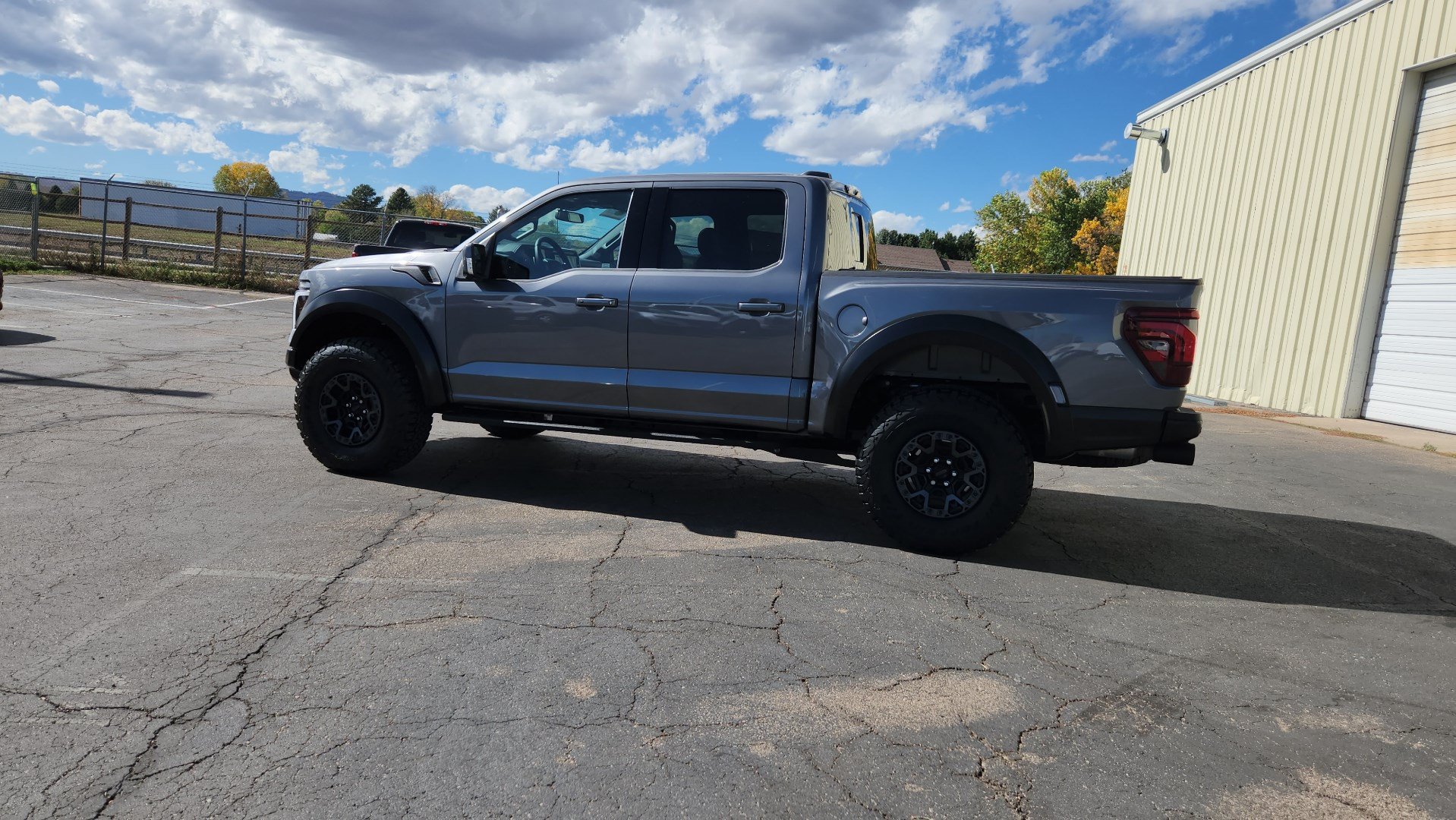 Certified 2025 Ford F150 Raptor w/ Equipment Group 803A Raptor R AWD/4WD image 6