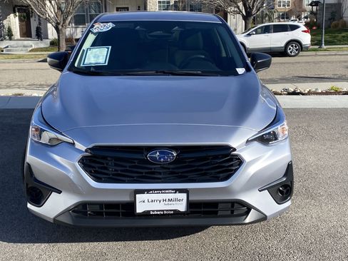 Used 2025 Subaru Impreza 2.0i image 9
