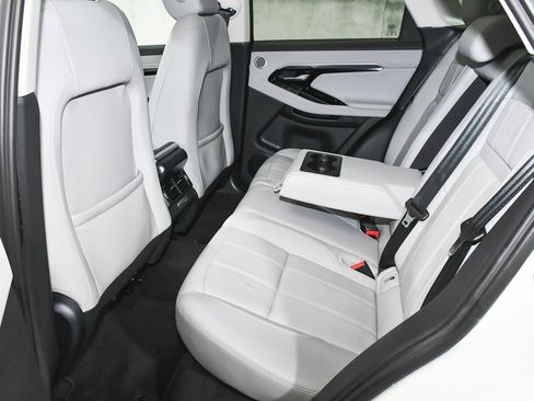 Used 2022 Land Rover Range Rover Evoque SE image 52