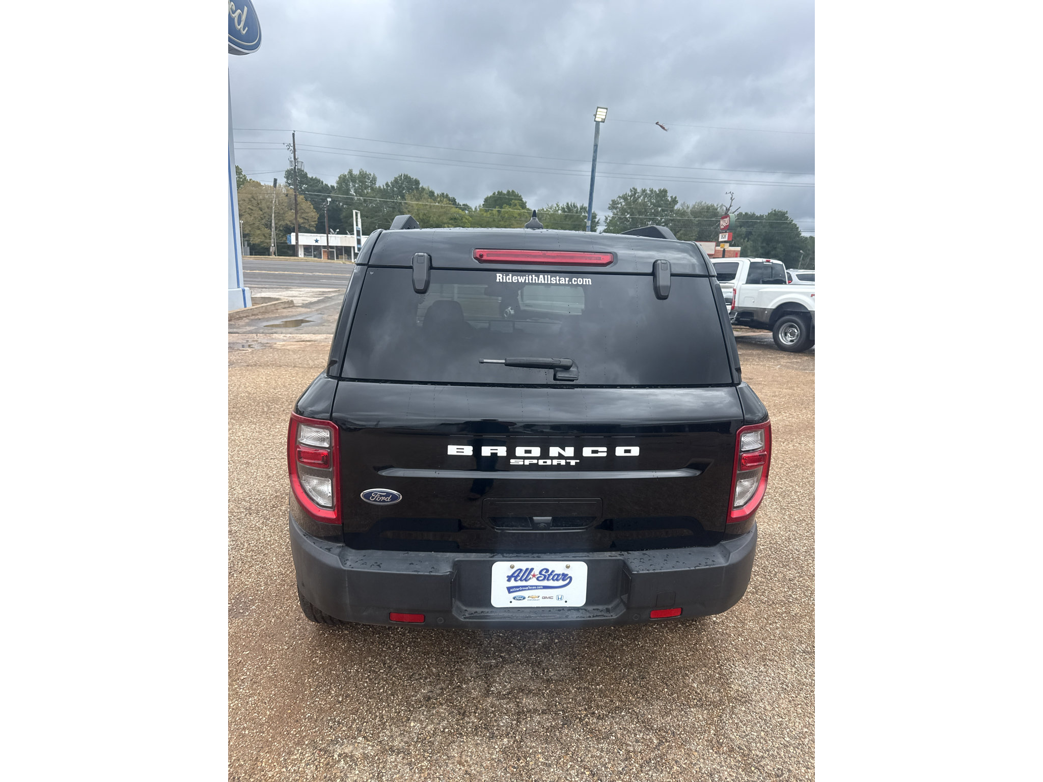 Used 2023 Ford Bronco Sport Outer Banks w/ Tech Package AWD/4WD image 4
