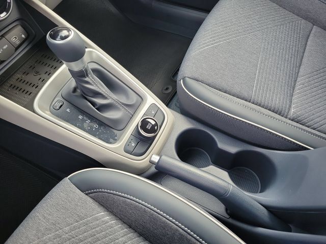 New 2026 Hyundai Venue SEL FWD image 13