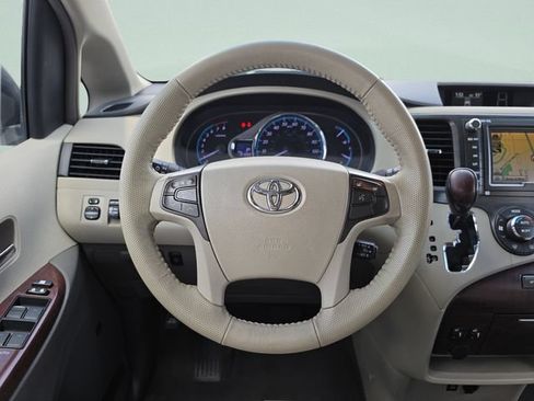 Used 2011 Toyota Sienna XLE w/ XLE Navigation Pkg FWD image 25
