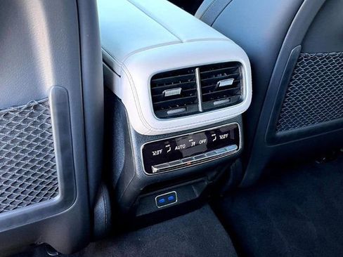 New 2025 Mercedes-Benz GLE 53 AMG 4MATIC image 21