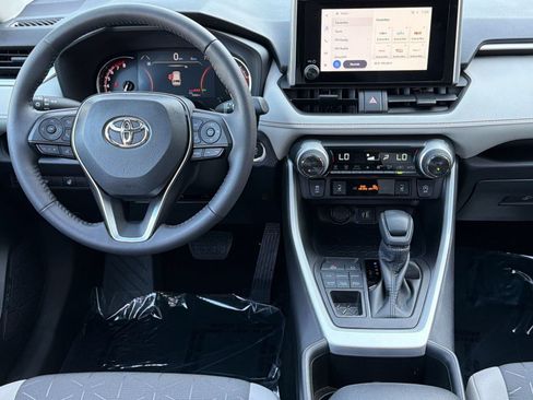 Used 2025 Toyota RAV4 XLE w/ Convenience Package AWD/4WD image 29