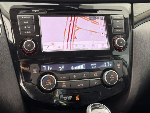 Used 2022 Nissan Rogue Sport SL w/ Premium Package AWD/4WD image 24