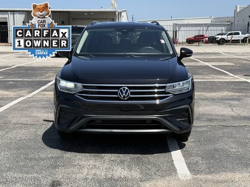 Used 2022 Volkswagen Tiguan S FWD image 2